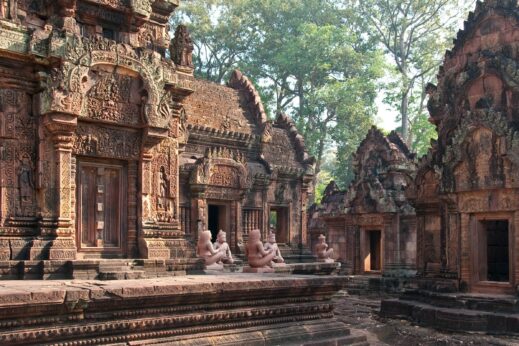 Khmer culture at the temples