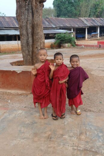 Child monks - InsideBurma Tours