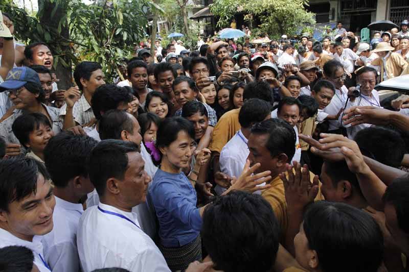 The Lady greeting supporters in Bago