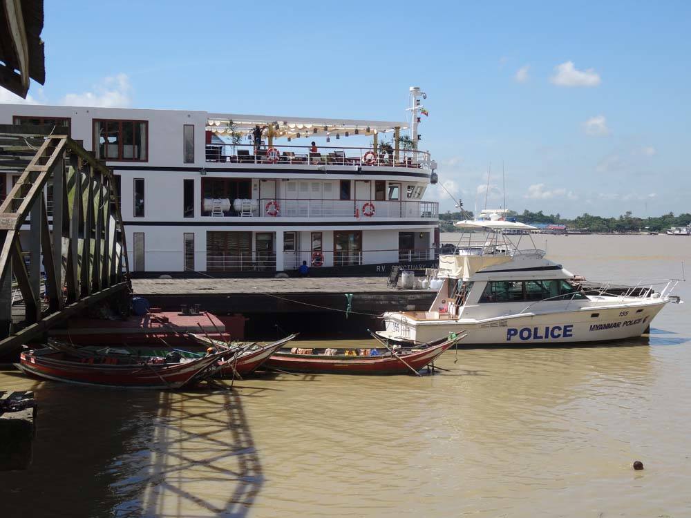 Cruise on the Yangon River