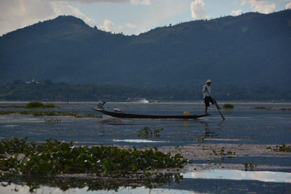 One of Inle's famous leg-rowing fishermen
