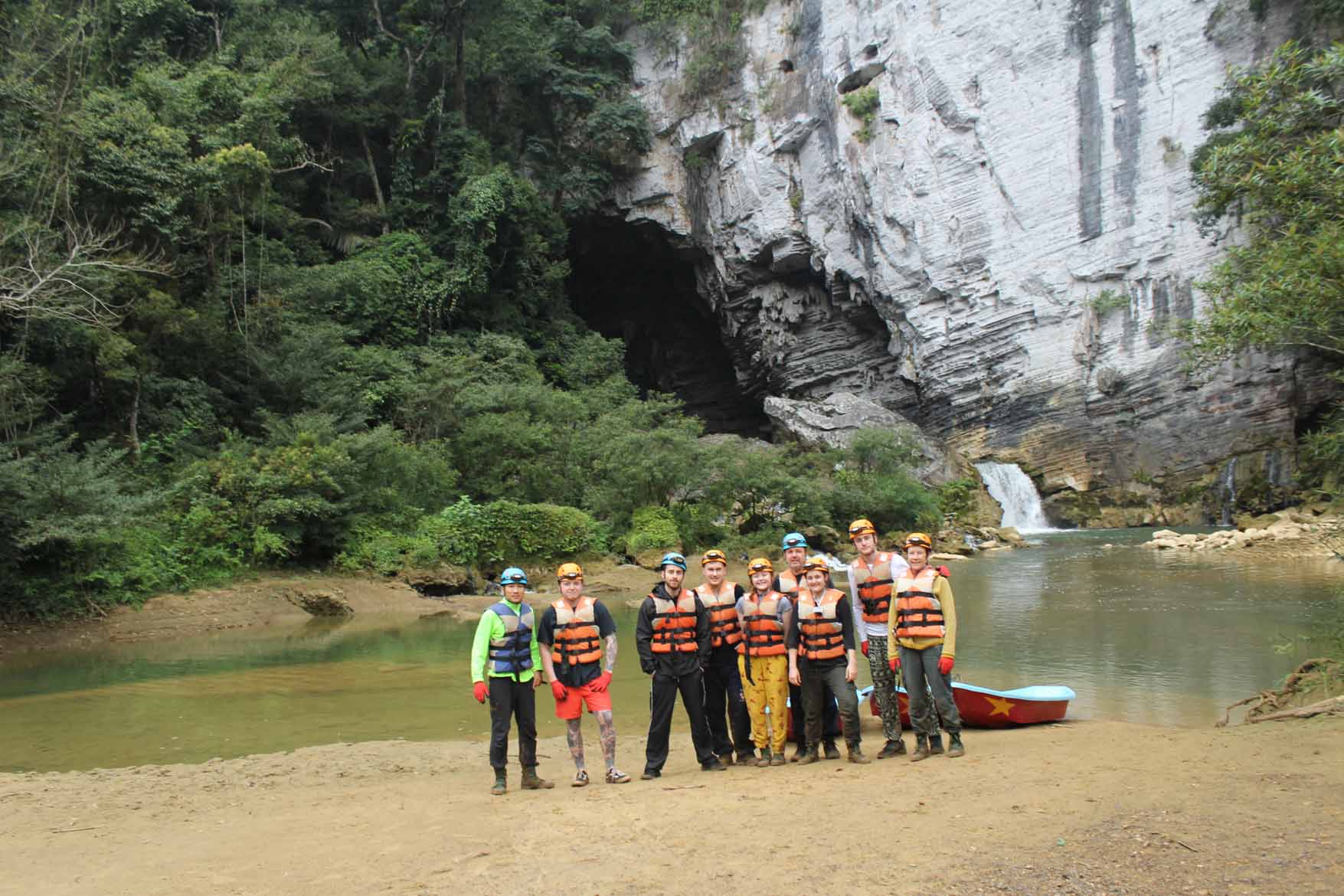 The Cloutmen cave trekking in Phong Nha