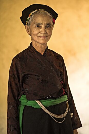 O Du, Vietnamese tribe photography by Réhahn
