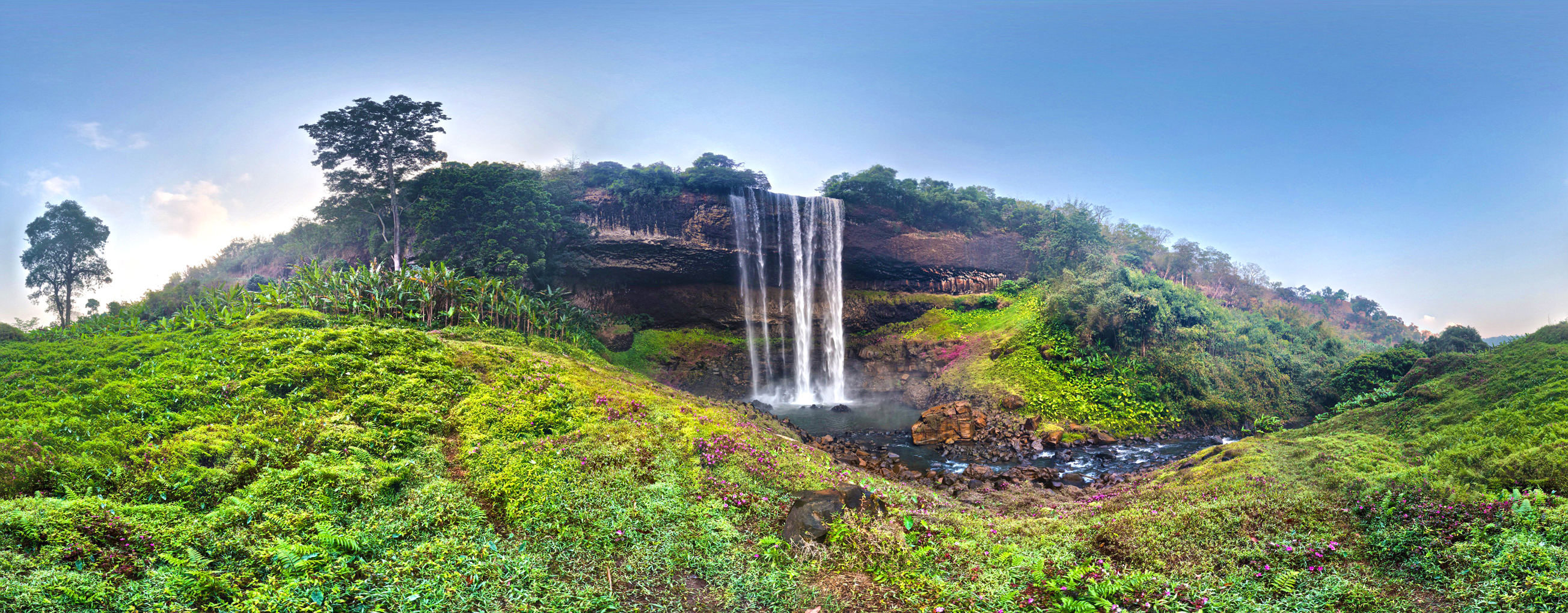 ALL-ROUTES-HEADER_iStock-962033078_BolavenPlateau_©Tony Calandruccio .jpg Bolaven Plateau