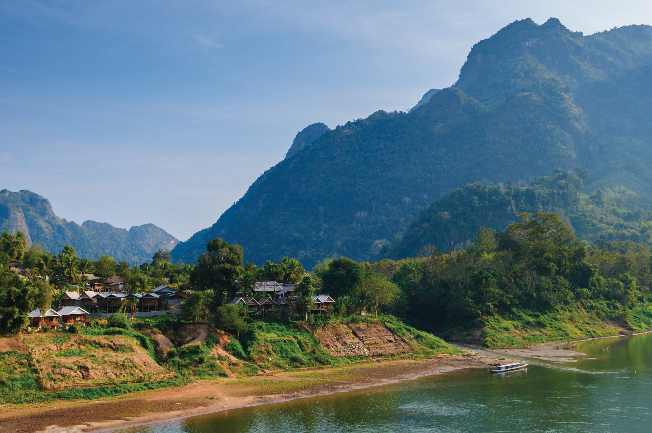 PLACE-PAGE-1-Laos---Nong-Khiaw---river-view_resize.jpg Nong Khiaw