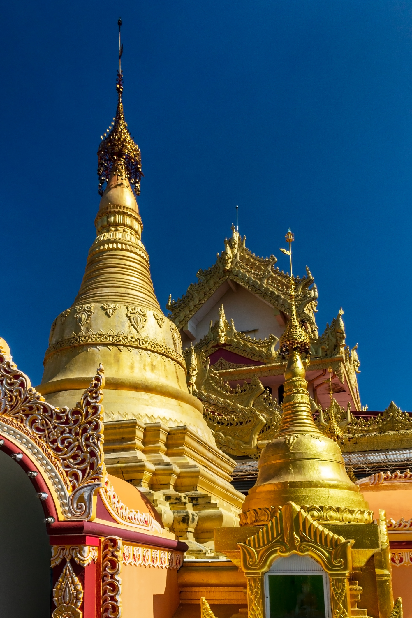 Penang_iStock-1187913538©Emmanuel Chansarel-Bourigon .jpg Temple in Penang