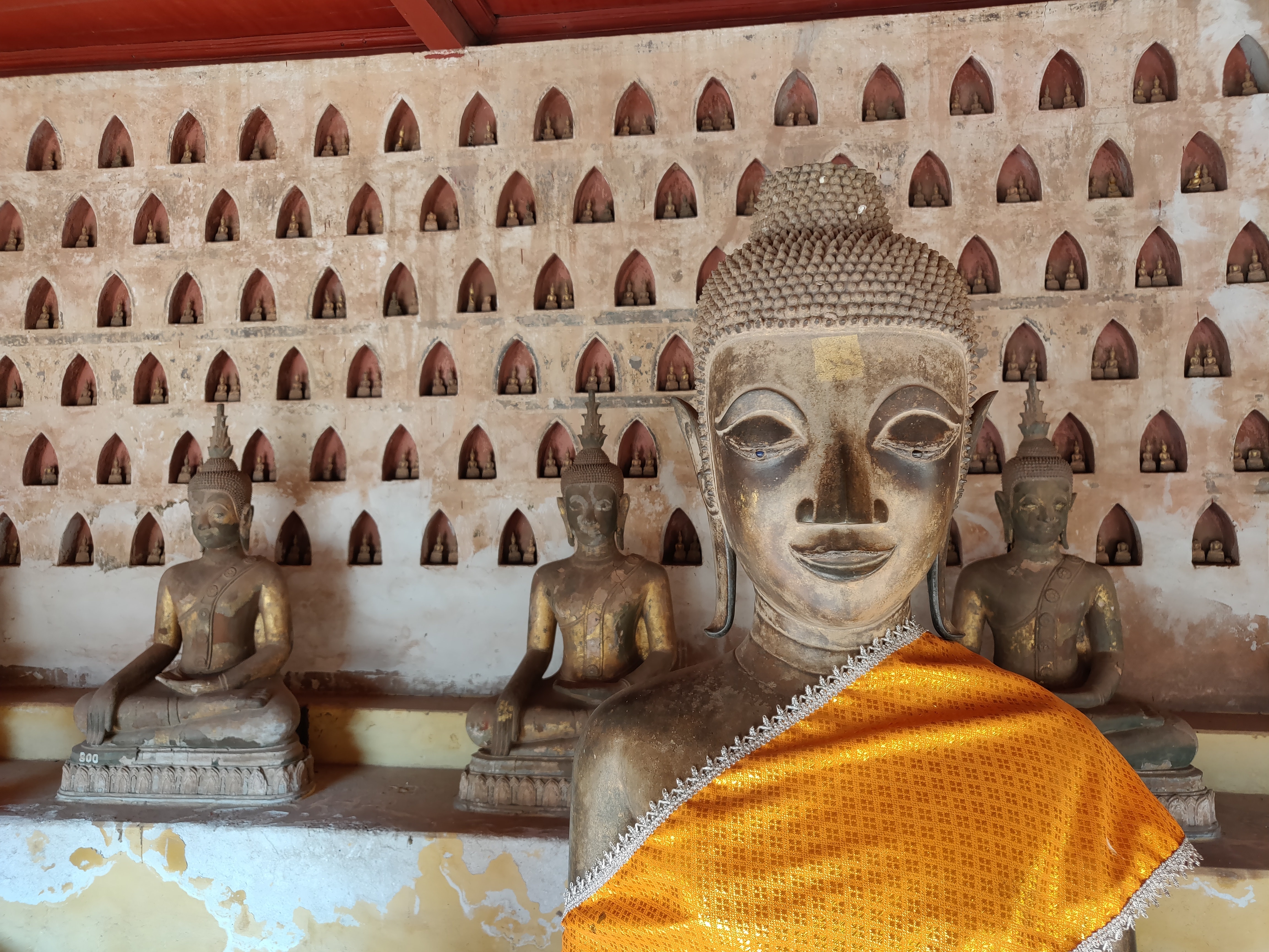 Vientiane_Laos_rob-te-braake-3zmR7l4LU90-unsplash.jpg Vientiane