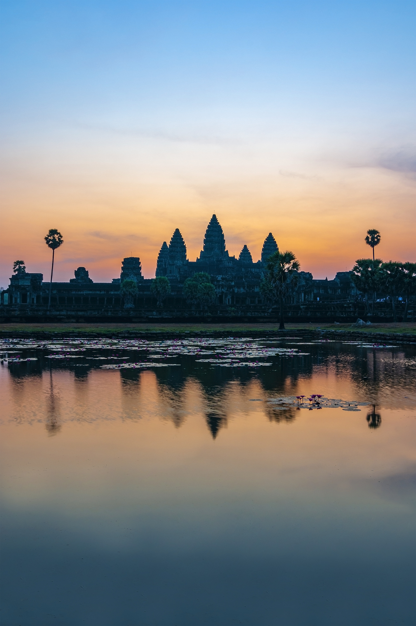 AngkorWat_iStock-1171053742_SL_Photography.jpg Sunset at Angkor Wat