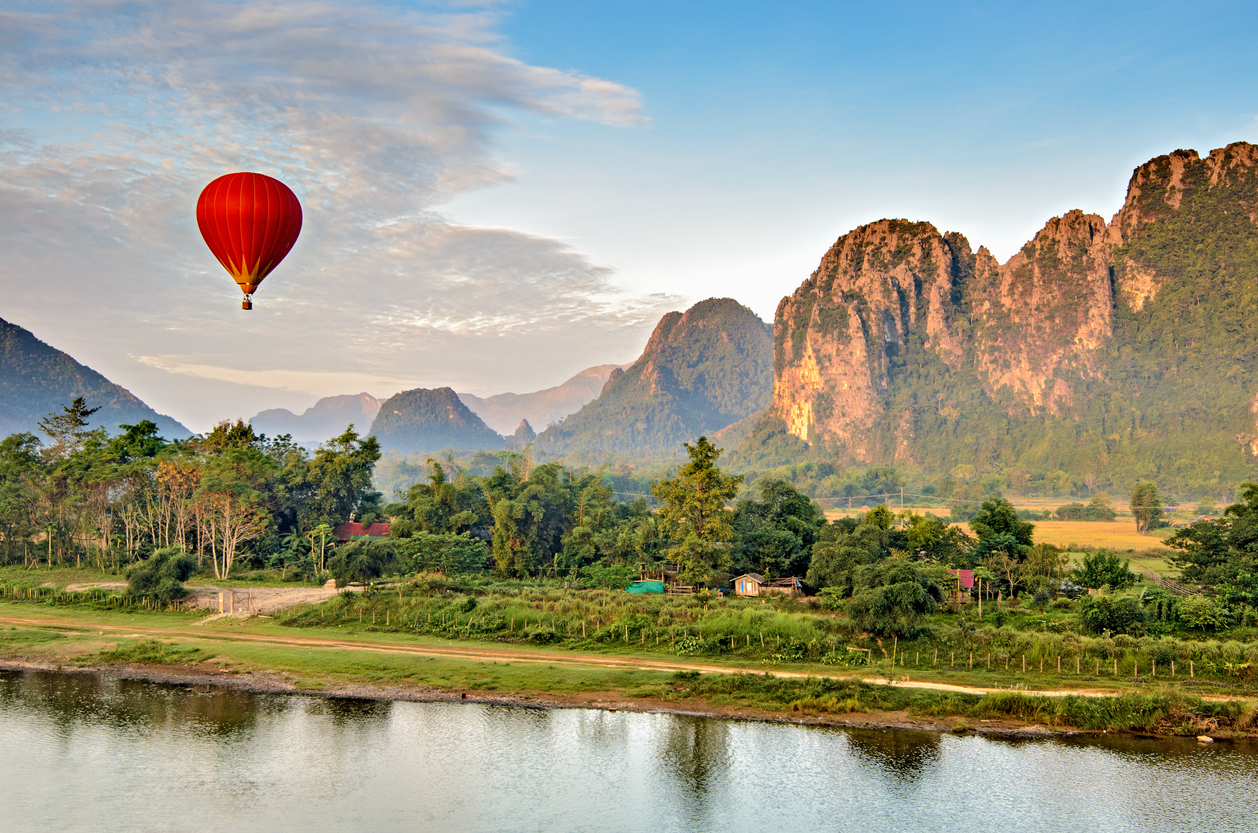 LL Hero Image_Vang Vieng_iStock-467461005_elmvilla.jpg Hot air balloon over Laos