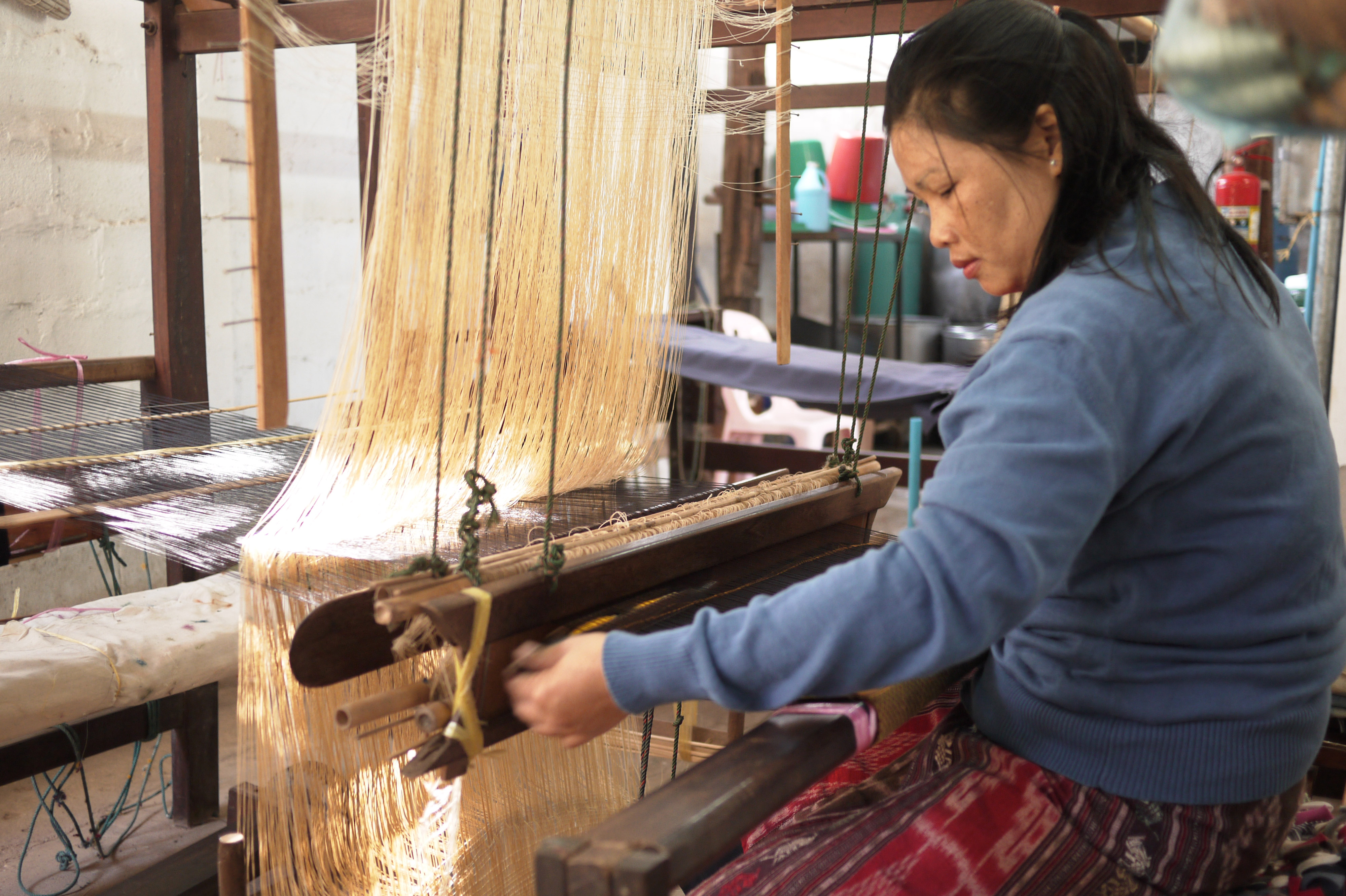 Laos-Vientiane-Carol_Cassidy_Workshop4.jpg Weaving demonstration at Carol Cassidy's workshop in Vientiane