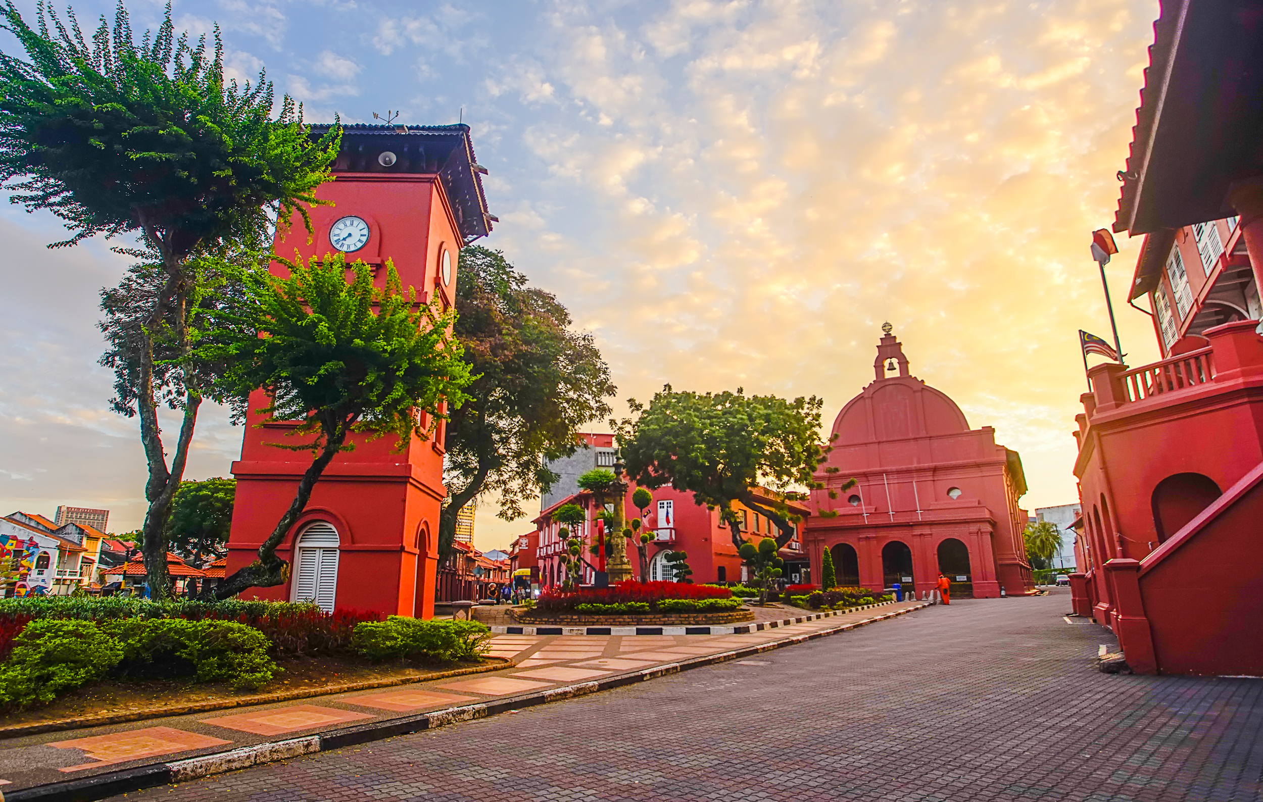 PLACE-GALLERY_iStock-1200276699©asnidamarwani .jpg Red buildings of Malacca
