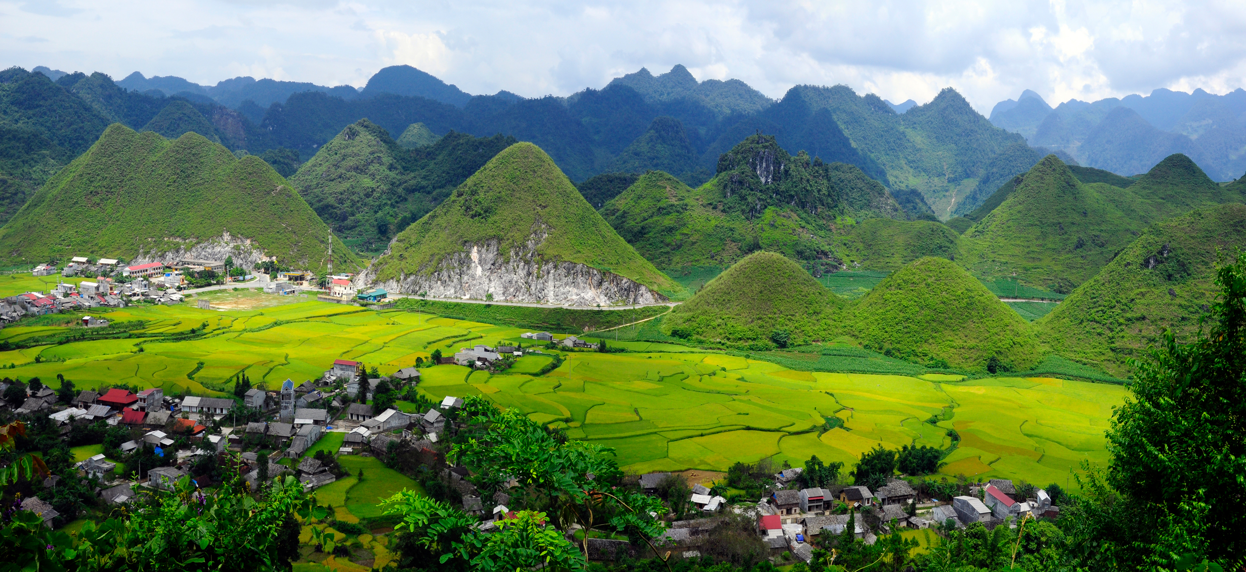 VNS-HERO-Vietnam---Ha-Giang---Landscape--Easia-Travel_resize.jpg Ha Giang landscape