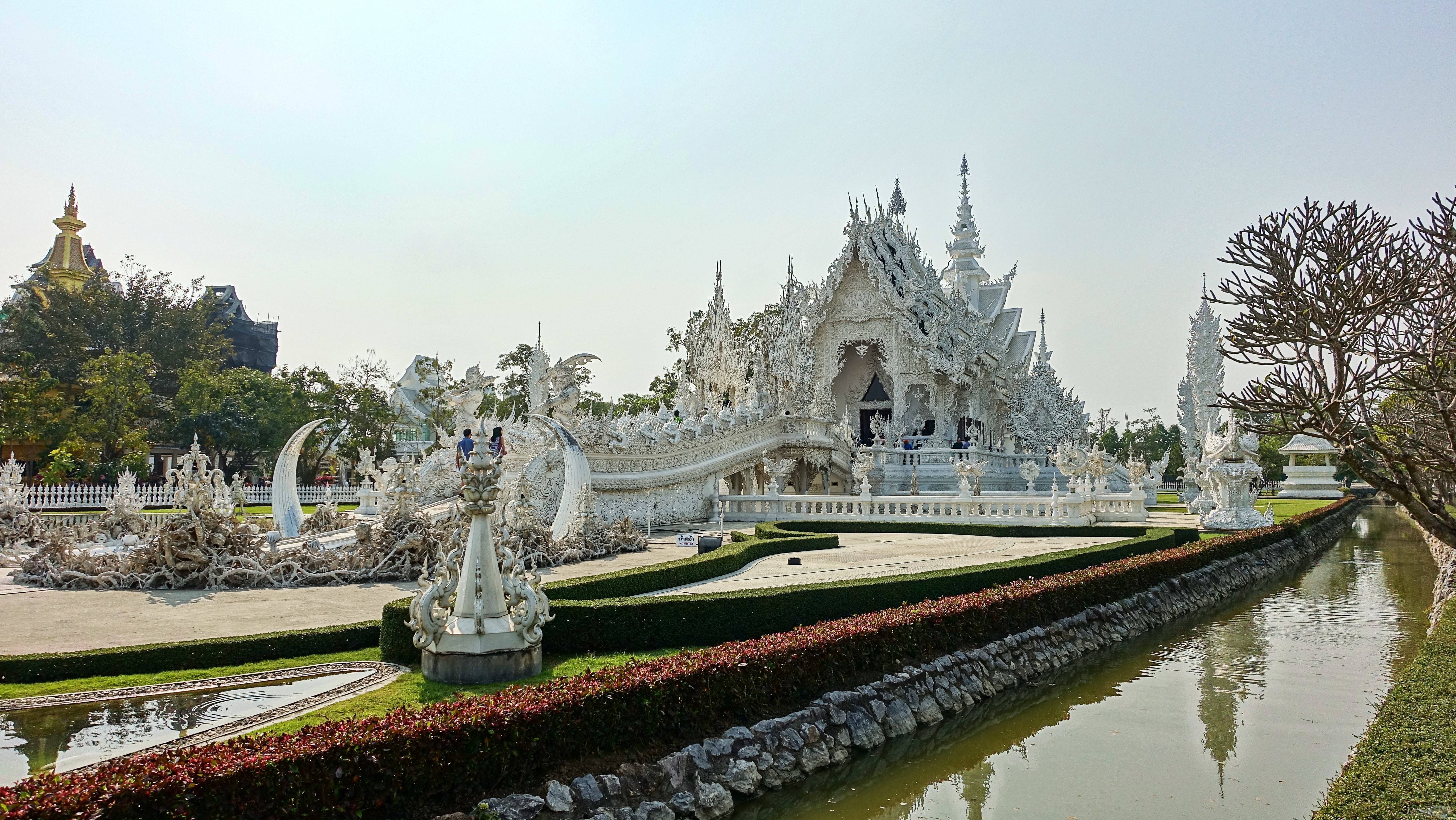 PLACE HERO - Chaing Rai-White Temple©peter-borter-V4ZOYepFugE-unsplash.jpg Chiang Rai White Temple ©peter-borter