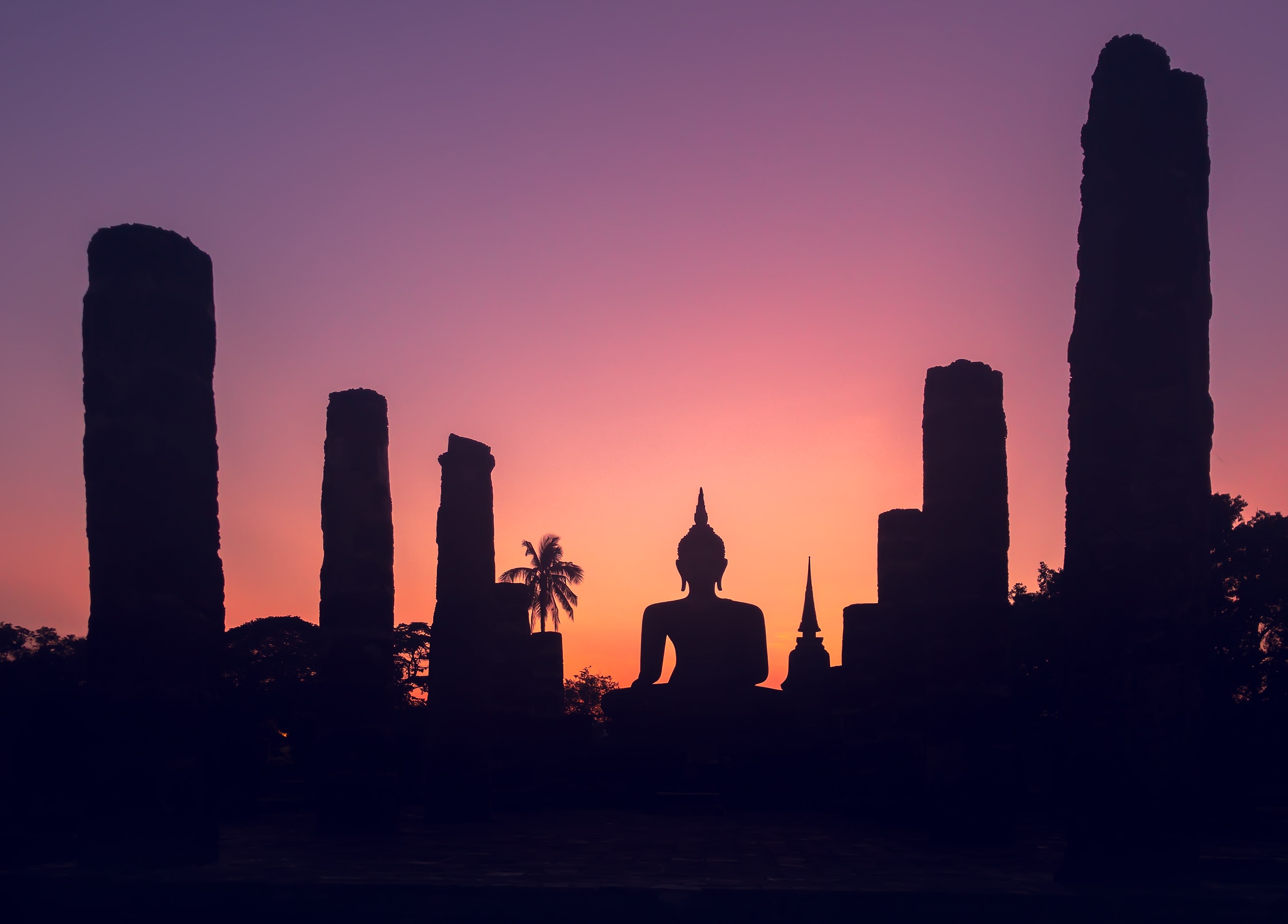 PLACE HERO - Sukhothai©valeriy-ryasnyanskiy-OeGT6FQ0bYI-unsplash.jpg Sunset over Sukhothai ©Valeriy Ryasnyanskiy