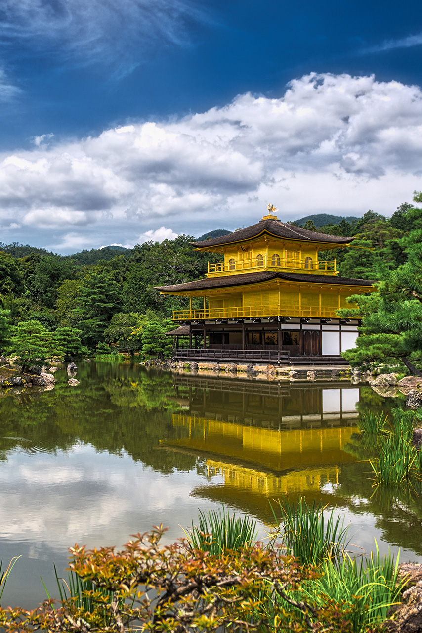 HIGH- East-Adrian Furner- Kyoto vert.jpg Golden Pavilion in Kyoto