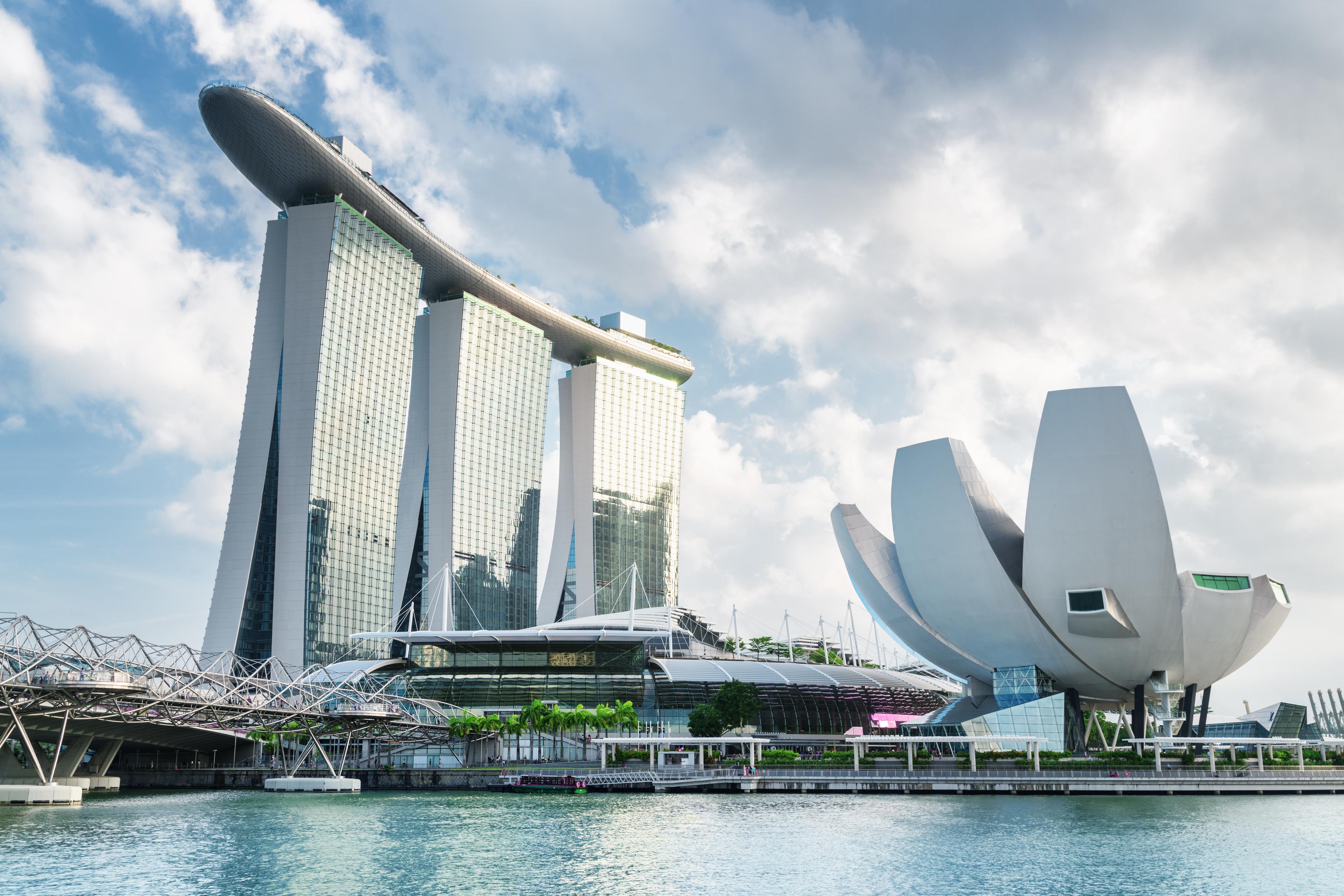 Marina Bay Sands Hotel and lotus shaped art museum building