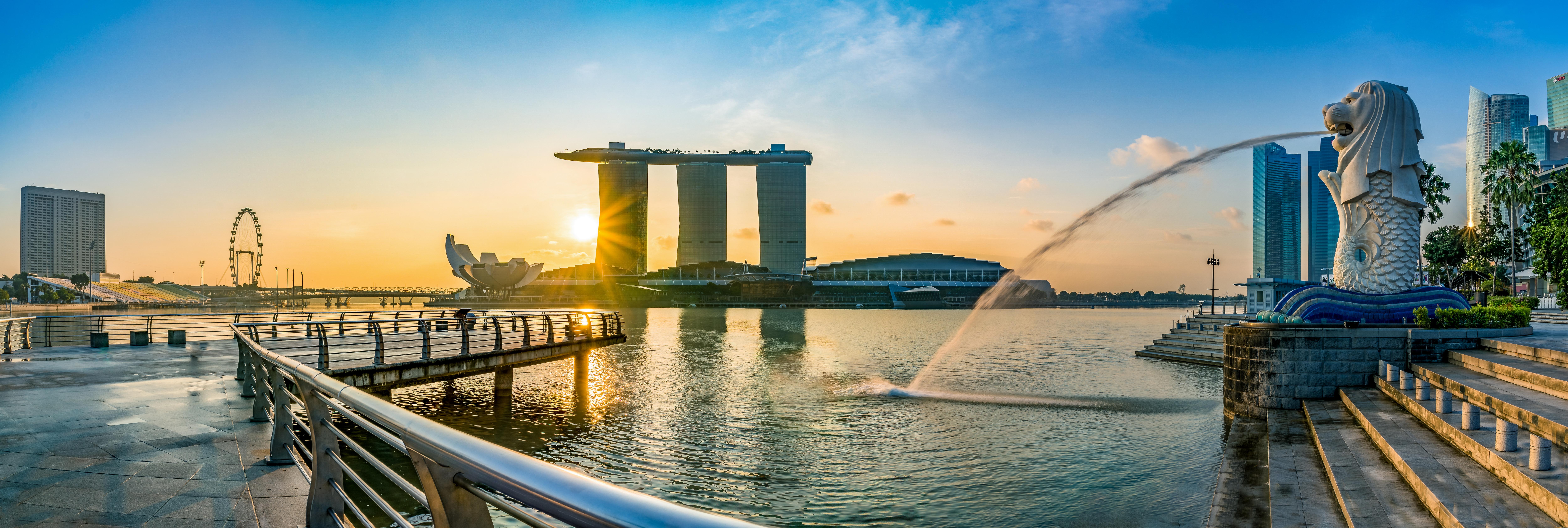 SS HERO_Sunrise-Marina-Bay.jpg Sunrise over Marina Bay