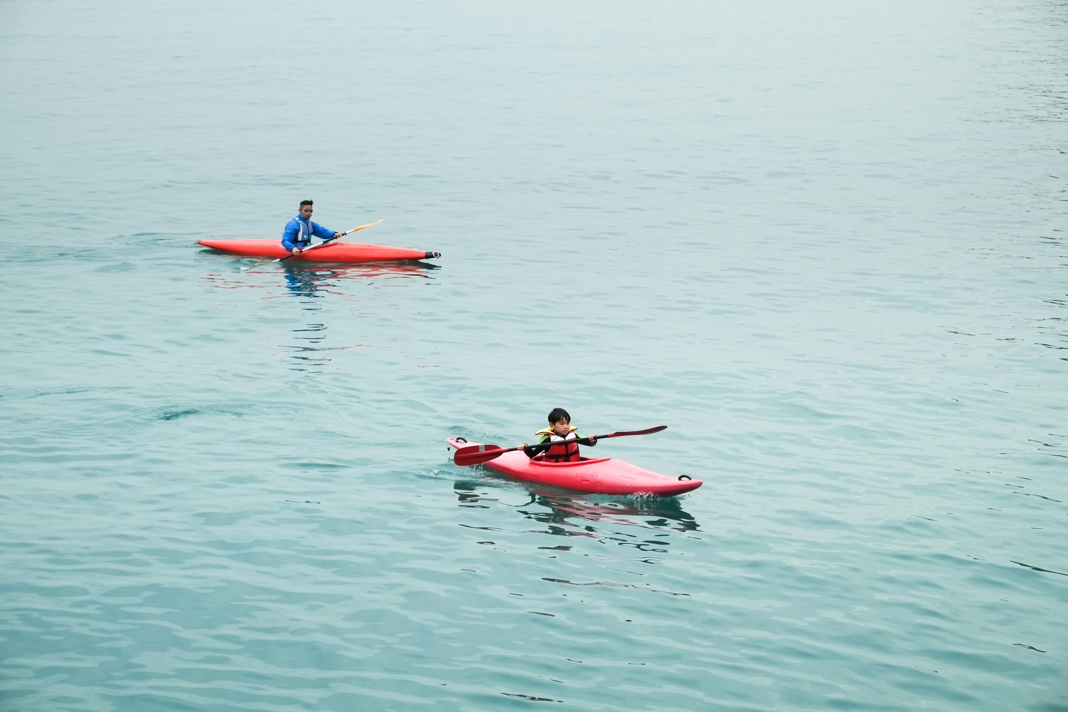 dreamstime_xl_69548833.jpg Kayaking in Hong Kong