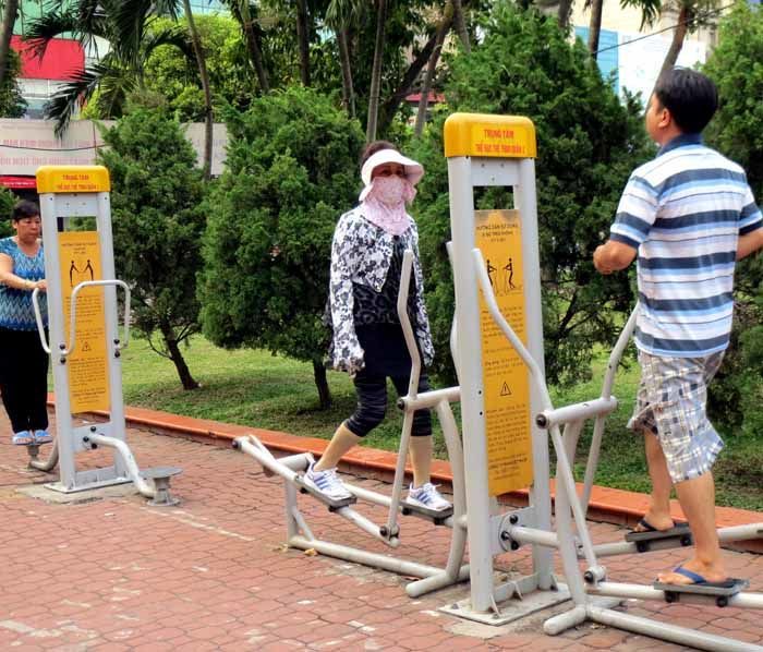 Staying sun safe, Saigon style | InsideAsia Tours