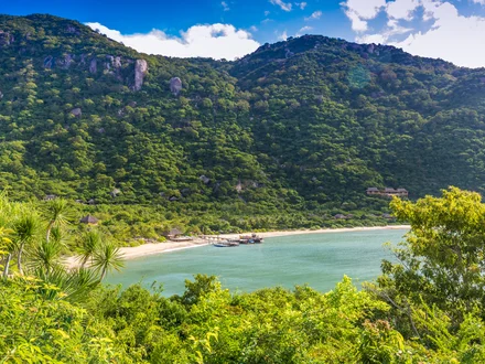Ninh Van Bay 