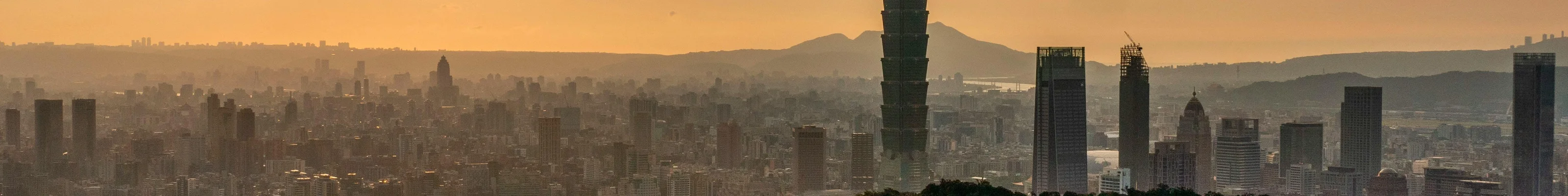Taipei from elephant mountain