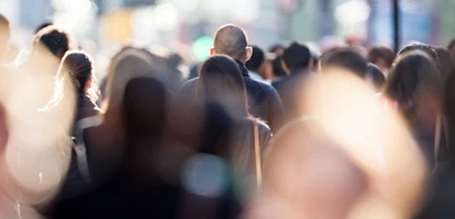 Blurred picture of a crowd of people