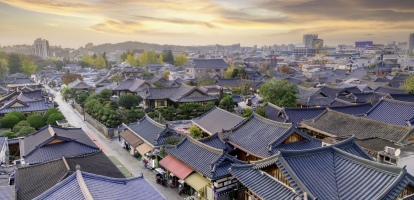 Sunrise over the roofs of Hanok houses in Jeonju