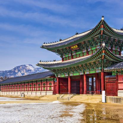 Ornate Gyeongbokgung Palace in Seoul