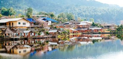 Waterfront village in Mae Hong Son