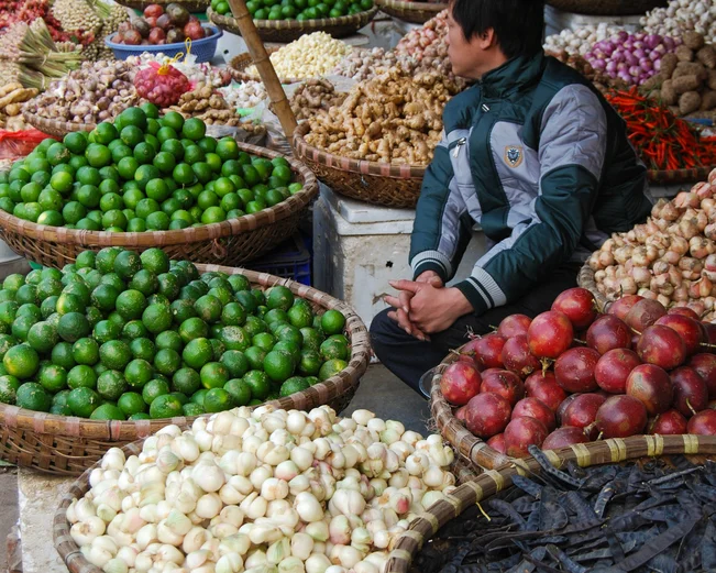 Food market in Hoi An