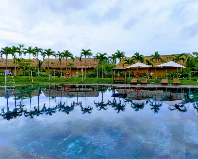 Alba Wellness Valley pool