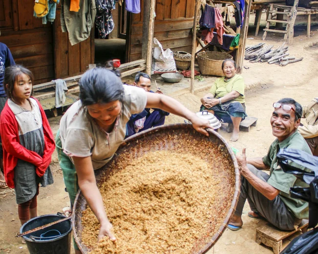 Villagers in Nam Et-Phou Louey - Dominique La Roux