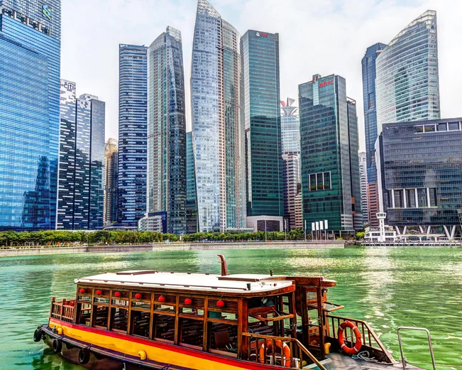 Bum boat at Marina Bay in Singapore's Business District 