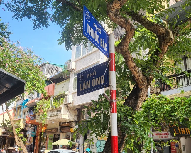 Street signs in Hanoi