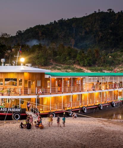 Cruising on the Upper Mekong