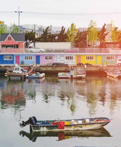 Colourful buildings alongside fishing port in Busan