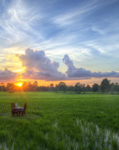 Outdoor dining in Siem Reap - Ethan Crowley