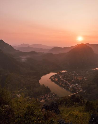 Sunset over Knong Khiaw