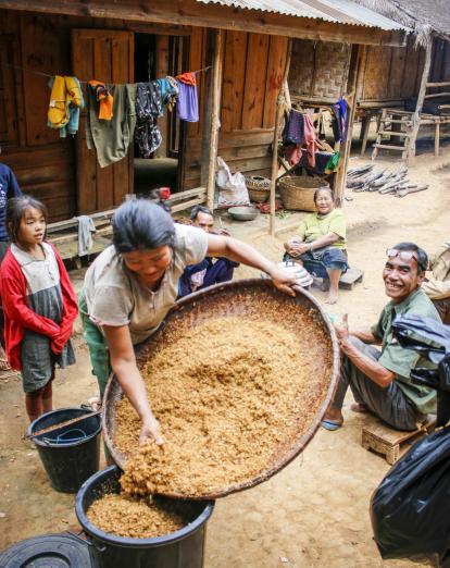 Villagers in Nam Et-Phou Louey - Dominique La Roux