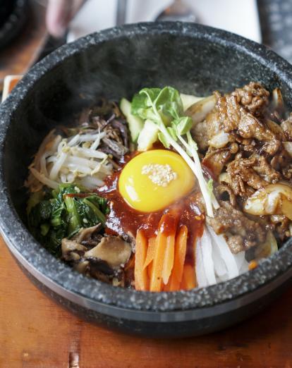 Bowl of vegetables, meat and egg