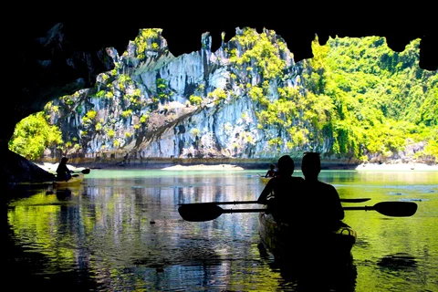 Kayaking at Lan Ha Bay 