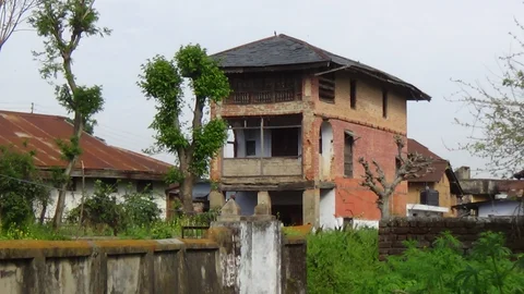Walking around Pragpurand Garli Village