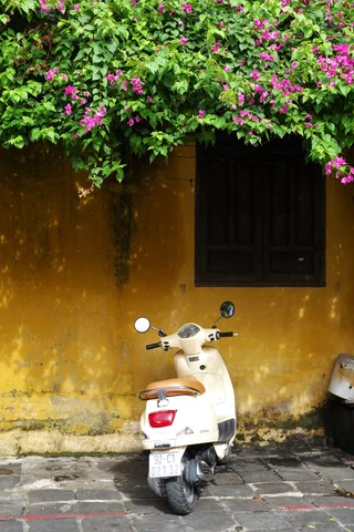 Vespa luxury tour Vietnam