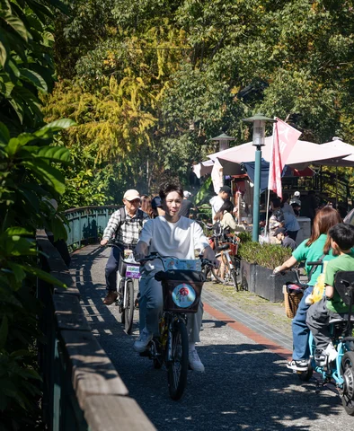 Sun Moon Lake Cyclist