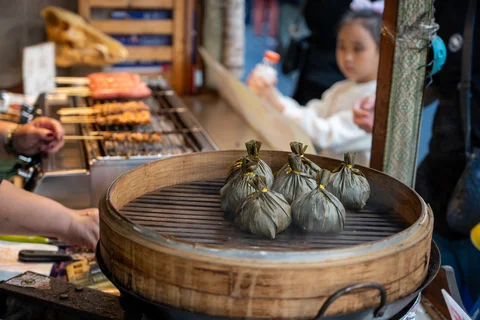 Sun Moon Lake steamed rice in leaves