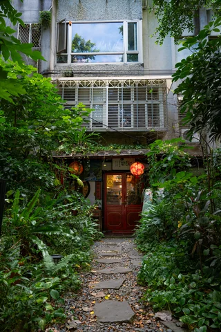 Minsheng Door