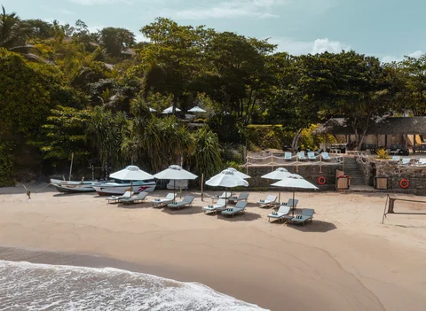 Cape Weligama Beach