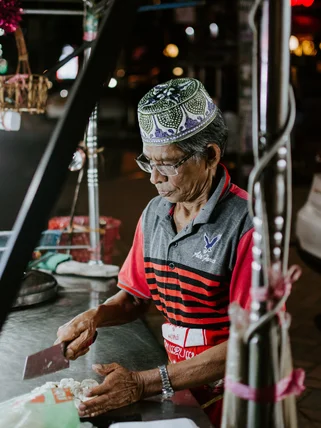 Vientiane food market - Adli Wahid for Unsplash