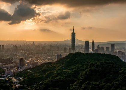 Taipei from elephant mountain