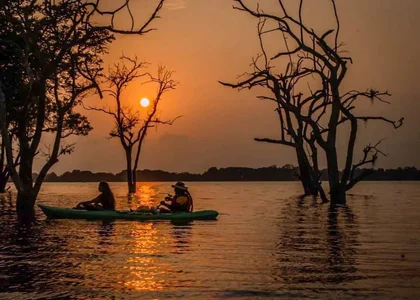 Kalawewa_kayaking
